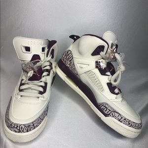 Brand New Sail Bordeaux Jordan Spizike Size 5.5Y